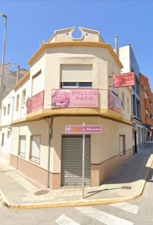 Local de Pollos Paco en zona Montesinos